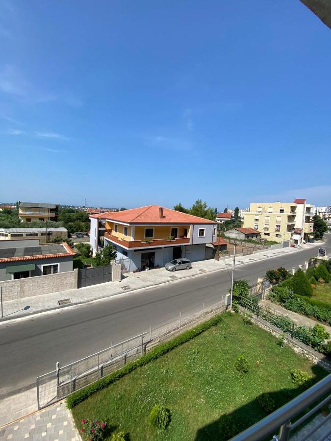 Rajmonda Apartment Lezhë Exterior foto